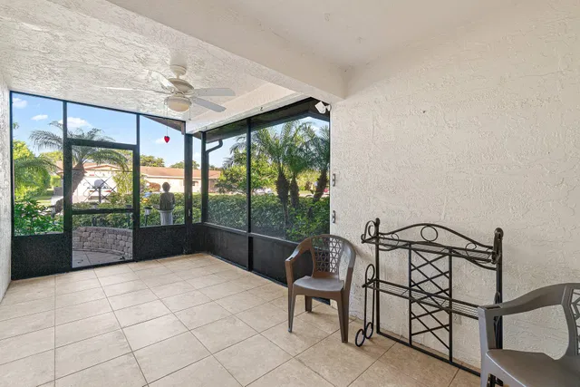 Residence photo 5