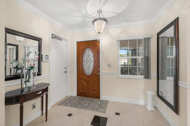 Residence photo 7