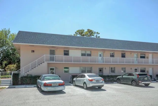 Unit 26-256 photo 32