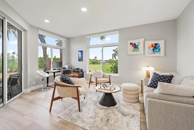 Admirals Cove Residence photo 13