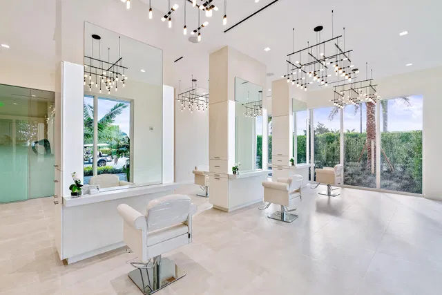 Admirals Cove Residence photo 34