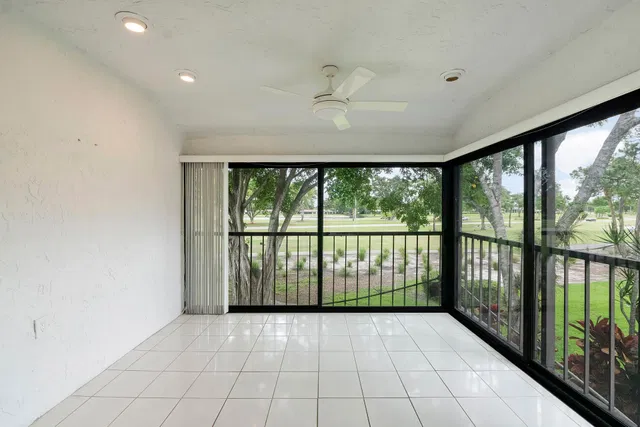 Boca Lago Country Club Homes Unit 6-h photo 5