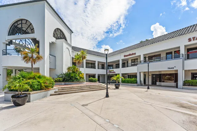 Residence photo 2