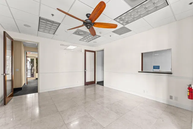 Residence photo 6