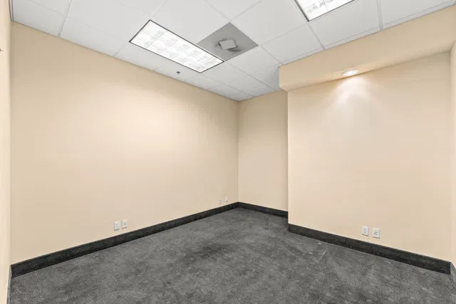 Residence photo 10