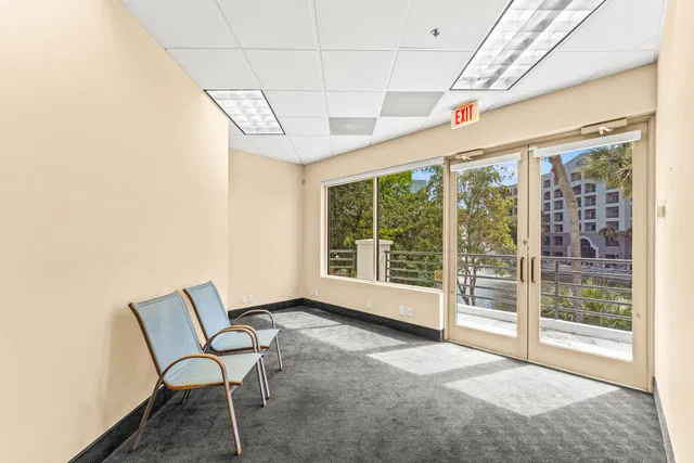 Residence photo 13