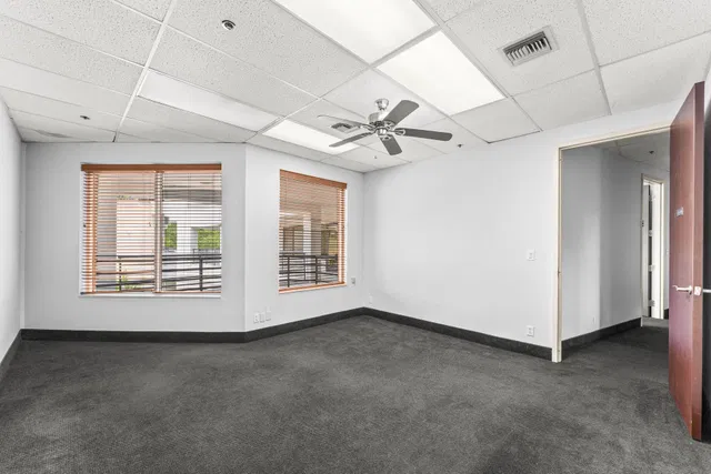 Residence photo 21