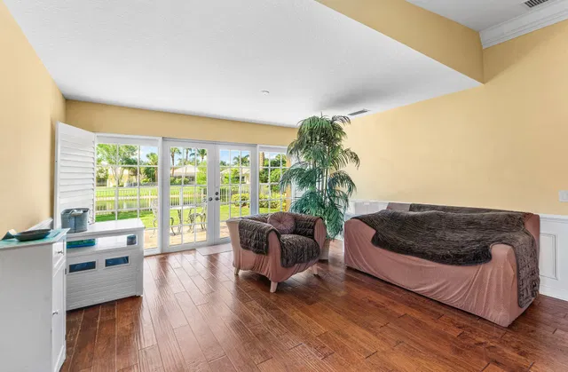 Residence photo 7