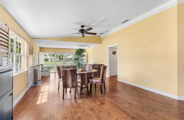 Residence photo 9