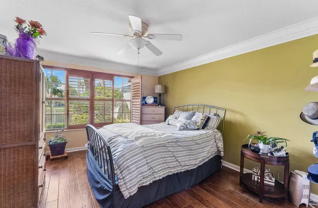Residence photo 17
