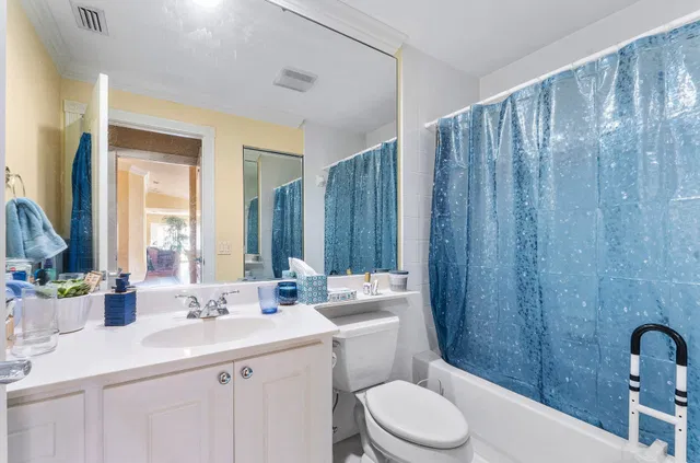 Residence photo 20