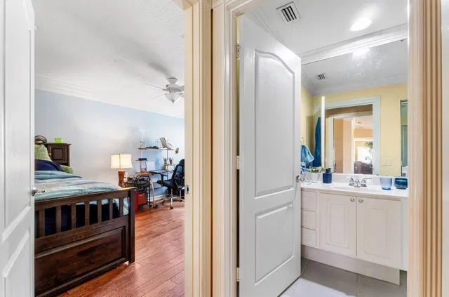 Residence photo 21