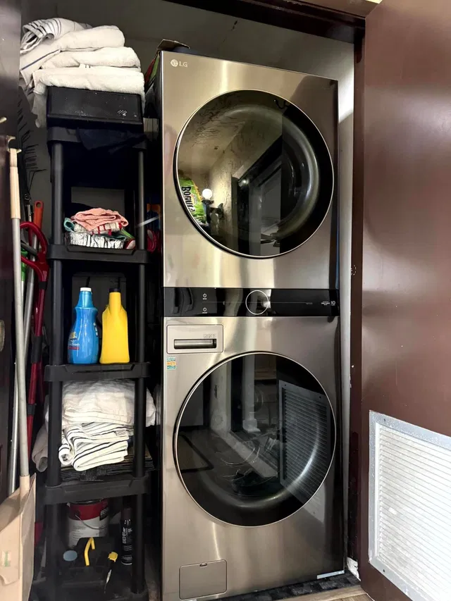  Unit 105 photo 21