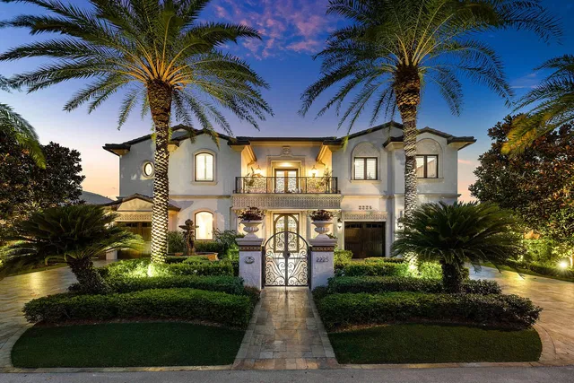 Royal Palm Yacht and Country Club Residence photo 2