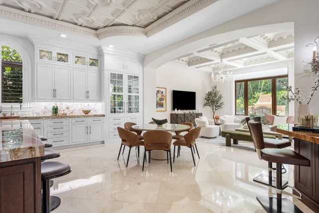 Royal Palm Yacht and Country Club Residence photo 21