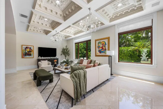 Royal Palm Yacht and Country Club Residence photo 22