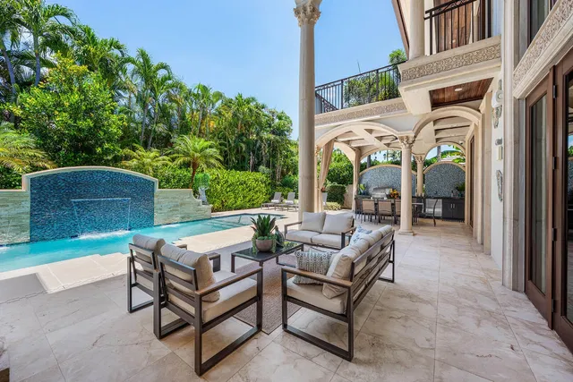 Royal Palm Yacht and Country Club Residence photo 26