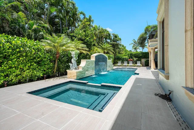 Royal Palm Yacht and Country Club Residence photo 33