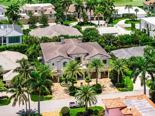 Royal Palm Yacht and Country Club Residence photo 78