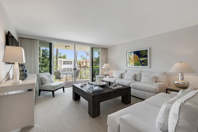 227 Australian Avenue #1e