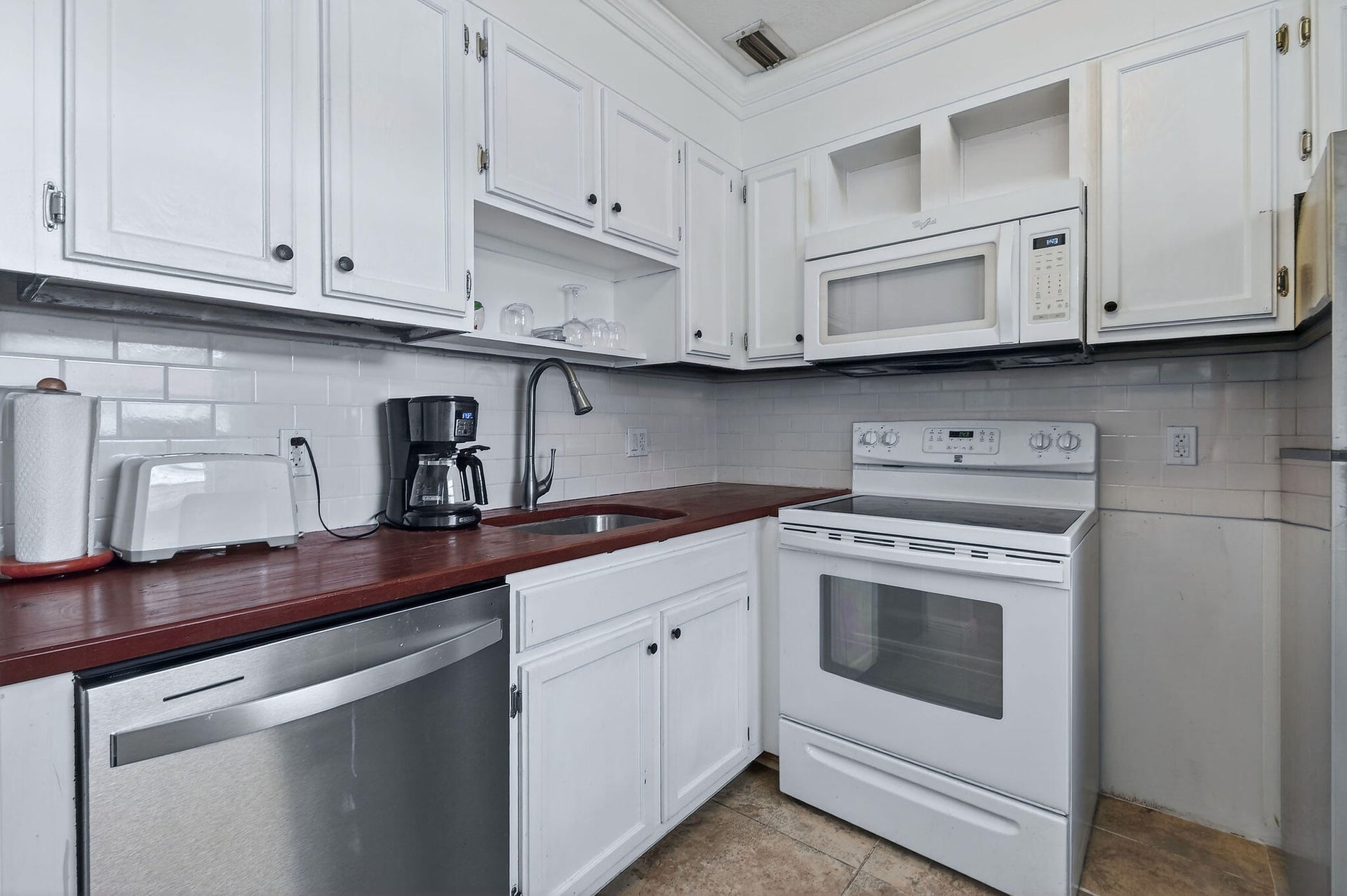 Unit 3-314 photo 8