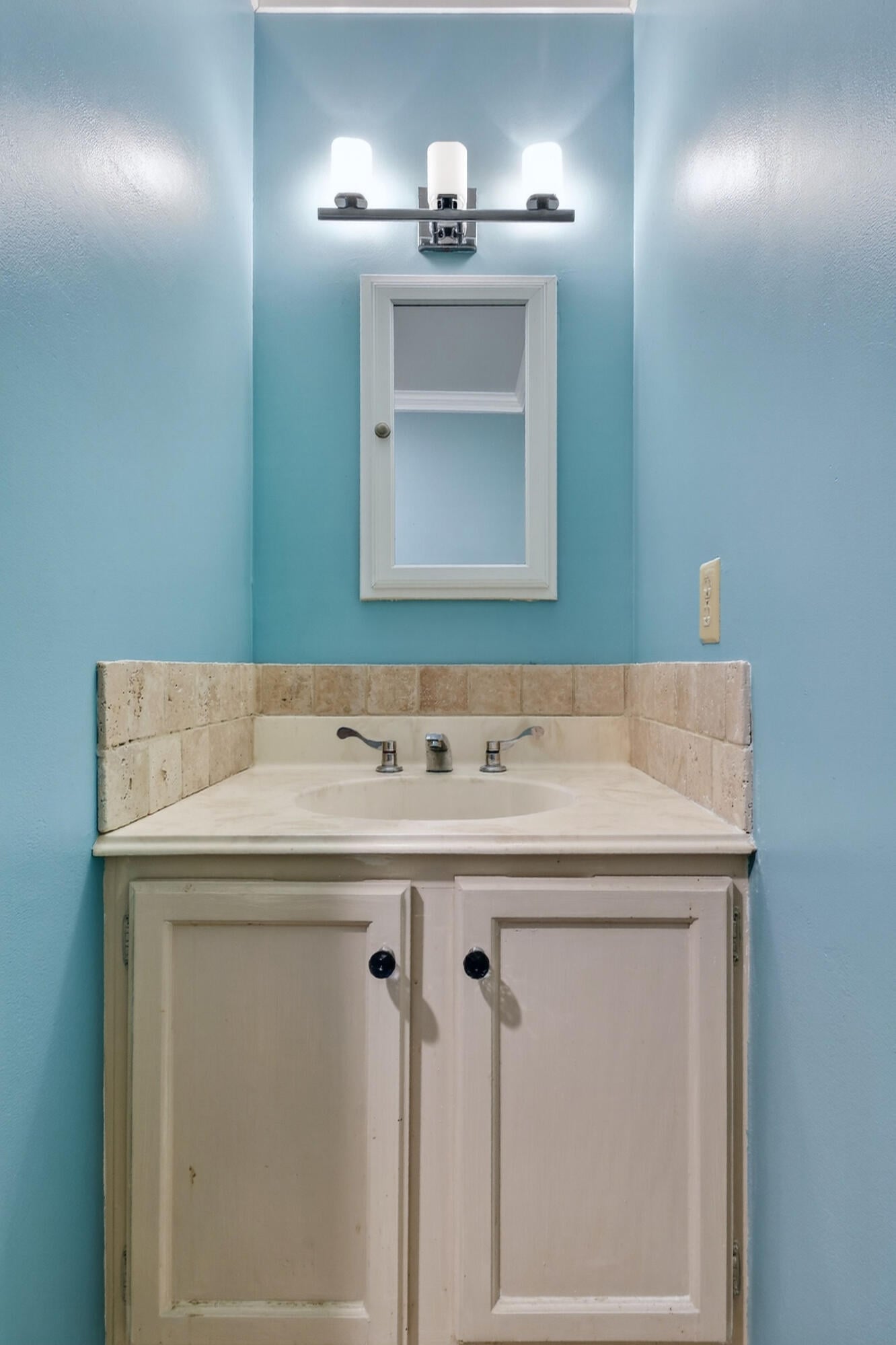 Unit 3-314 photo 10