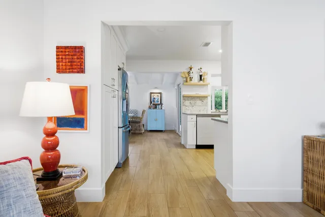 SoSo West Palm Beach Residence photo 5