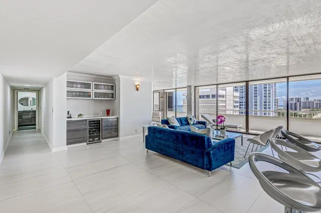 Singer Island Unit 12f photo 2