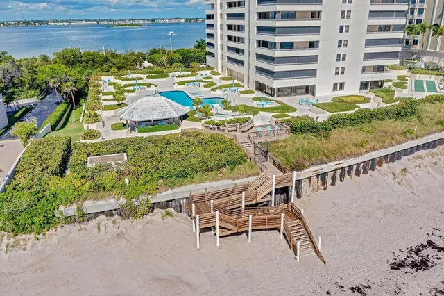 Singer Island Unit 12f photo 4