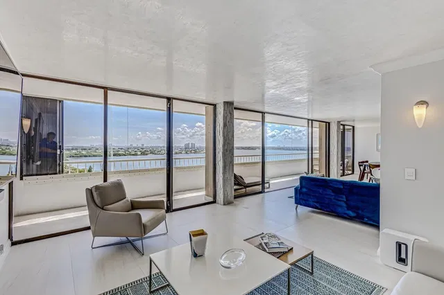 Singer Island Unit 12f photo 7