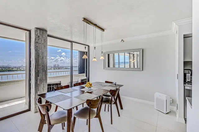 Singer Island Unit 12f photo 11