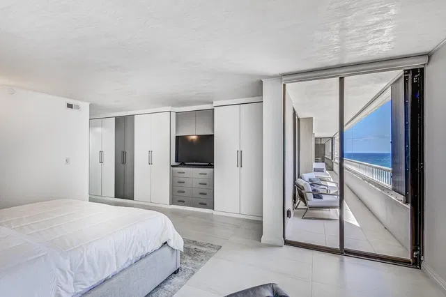 Singer Island Unit 12f photo 20