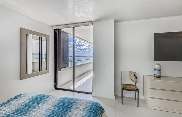 Singer Island Unit 12f photo 25