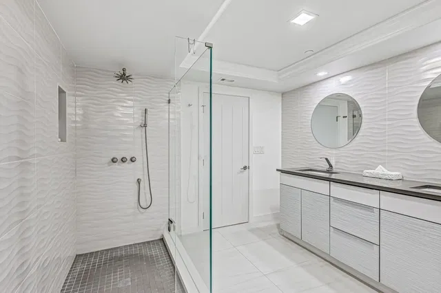 Singer Island Unit 12f photo 34