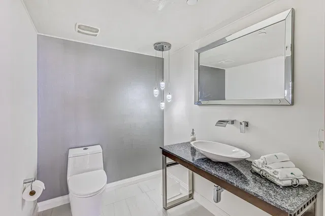 Singer Island Unit 12f photo 53