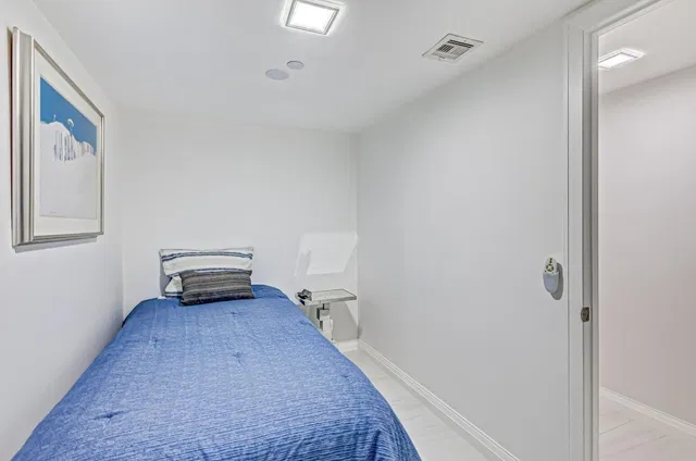 Singer Island Unit 12f photo 57
