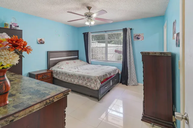  Residence photo 11