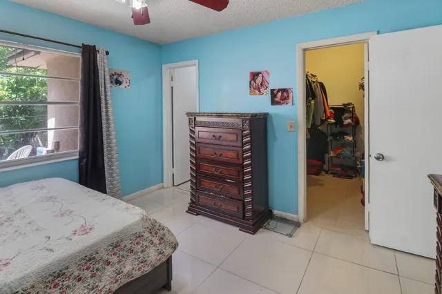  Residence photo 13