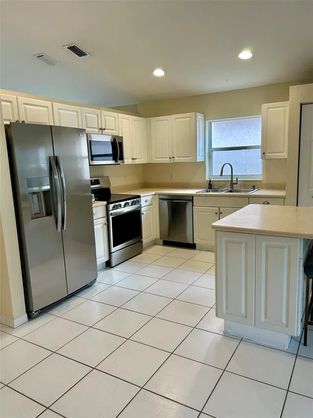 Residence photo 10