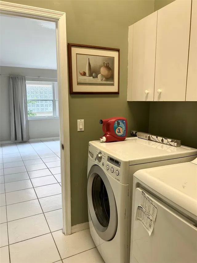 Residence photo 34
