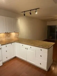  Unit 210 photo 10