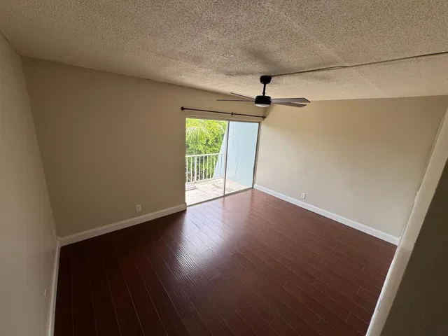  Unit 210 photo 18
