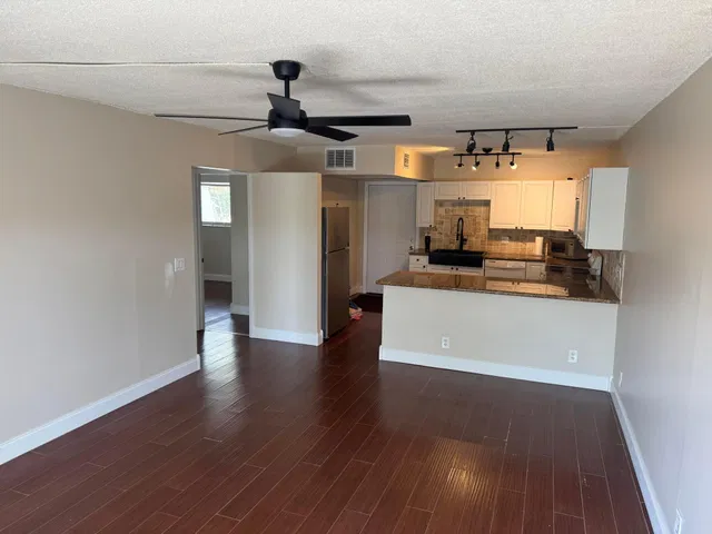  Unit 210 photo 26