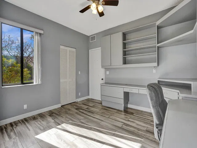 Unit 108 photo 21