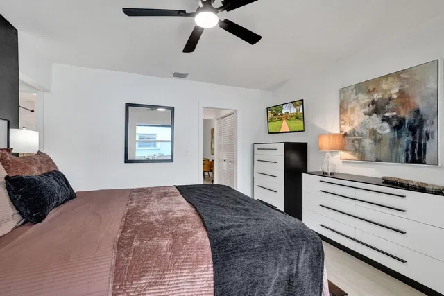 Residence photo 16