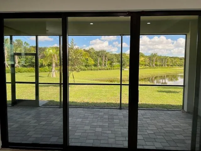 Valencia Grand Residence photo 13