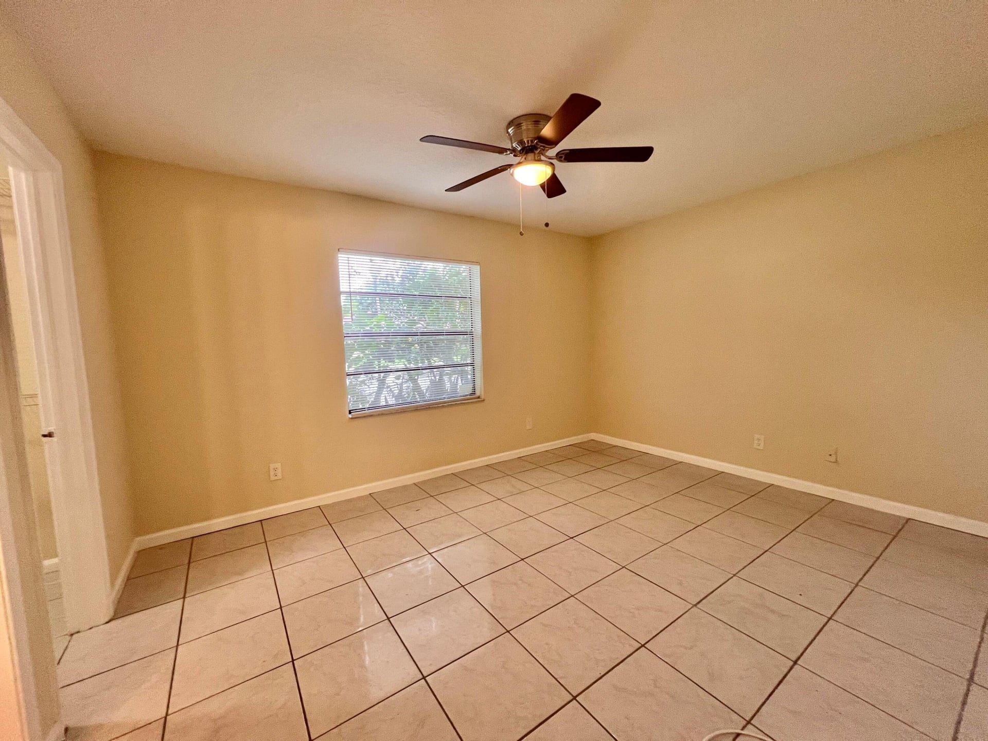  Residence photo 15