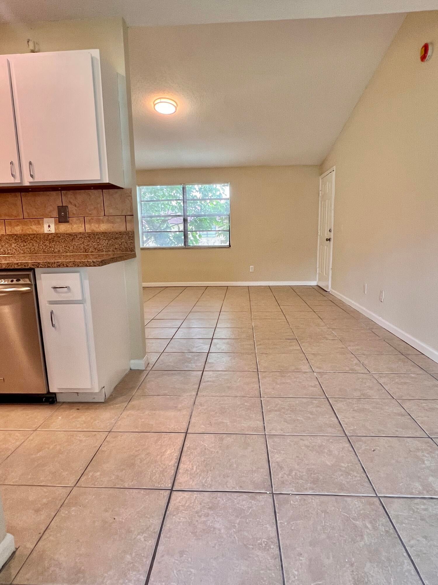  Residence photo 22
