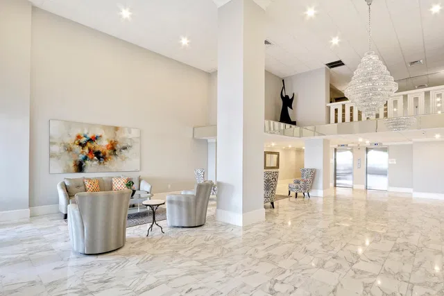 The Patrician of Palm Beach Unit 508 photo 4