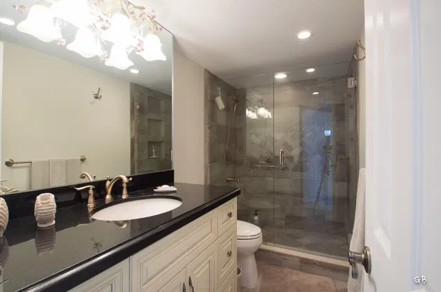 The Patrician of Palm Beach Unit 508 photo 8